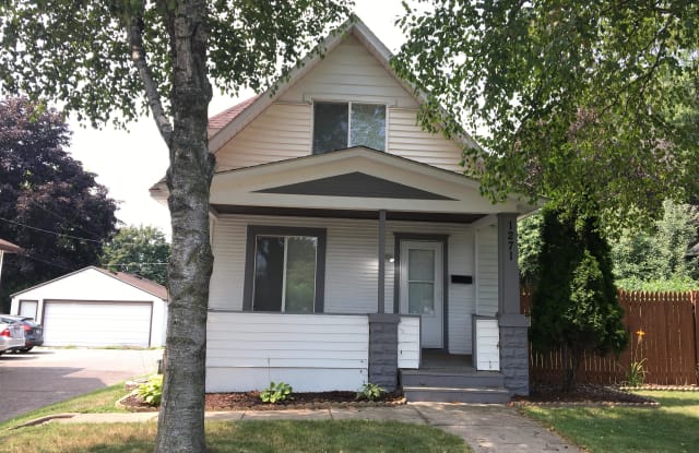 1271 White Bear Avenue - 1271 White Bear Avenue North, St. Paul, MN 55106