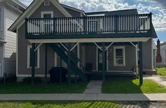 Spacious Single-Family House - Close to Middlebury and Burlington photos photos