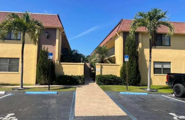 120 N M Street - 120 North M Street, Lake Worth, FL 33460 120 N M Street - 120 North M Street, Lake Worth, FL 33460