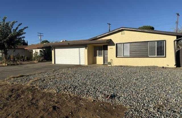 39543 Armfield Avenue Gallery 1