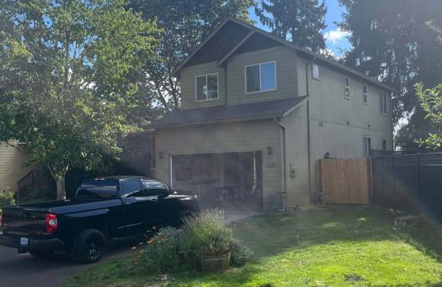 3-Bedroom 2.5-Bathroom home in Eugene - 3337 Peregrine Street, Eugene, OR 97404