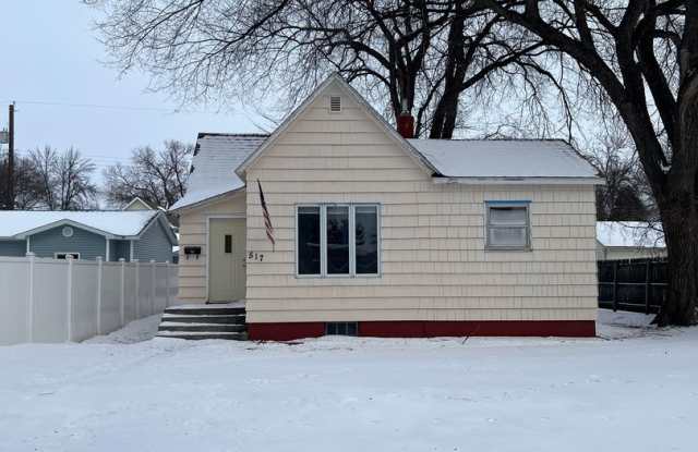 Charming Single-Family Home for Rent photos photos