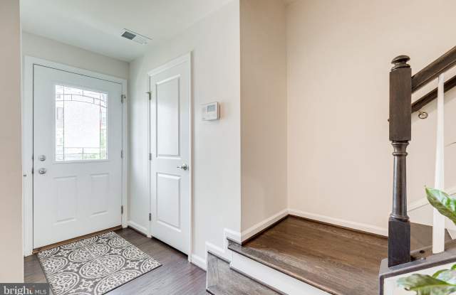 10753 HINTON WAY Gallery 2