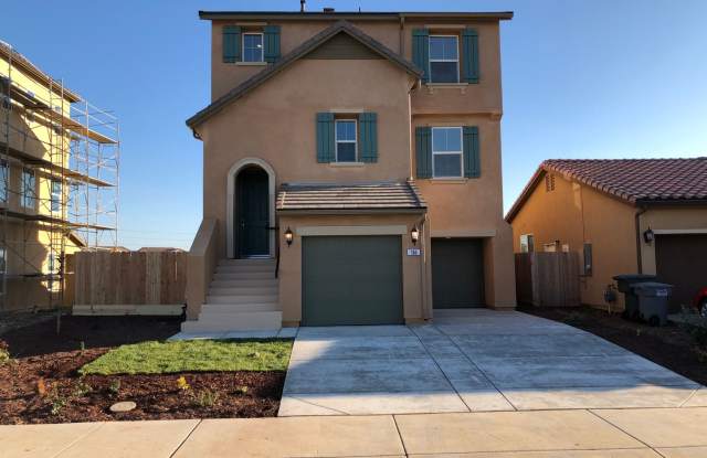 166 Barker LN. Merced. Available now! photos photos
