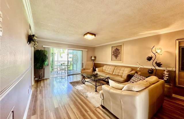 5467 Rattlesnake Hammock Rd photos photos