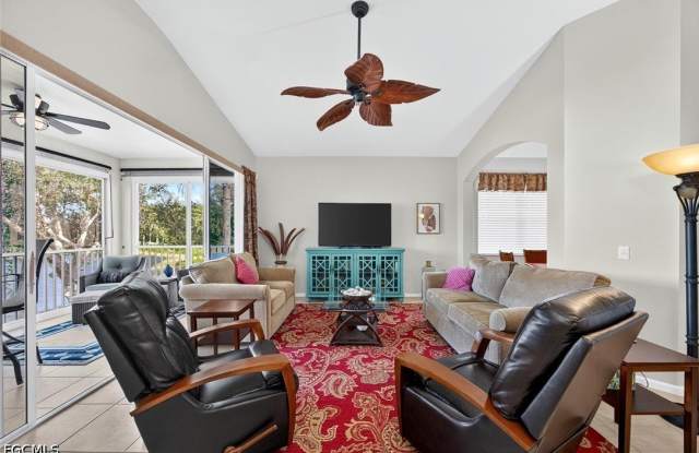 3021 Meandering Way Gallery 3