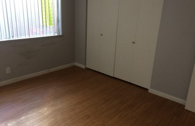 13542 Carroll Way Gallery 4