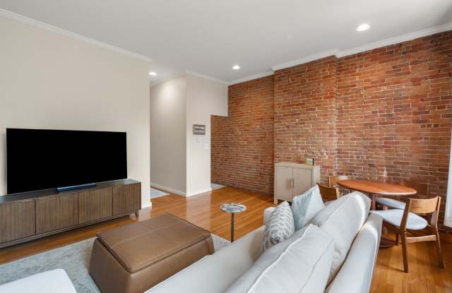 17 Dwight Street Gallery 4
