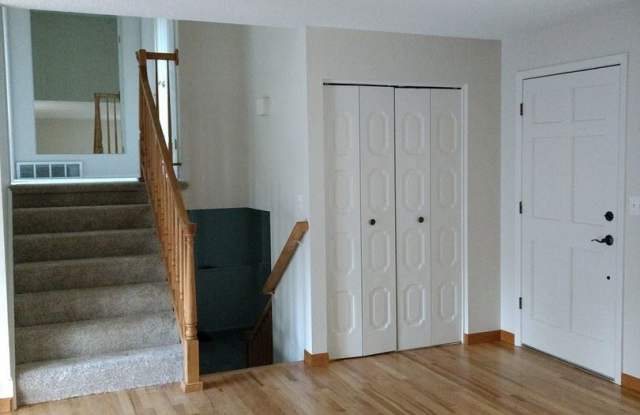 1234 Garfield Avenue Gallery 2
