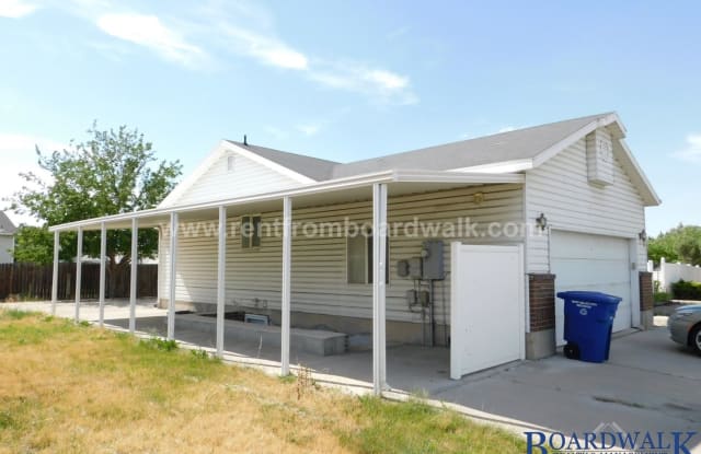 3678 S Lancashire Dr Unit #2 - 3678 Lancashire Circle, West Valley City, UT 84119
