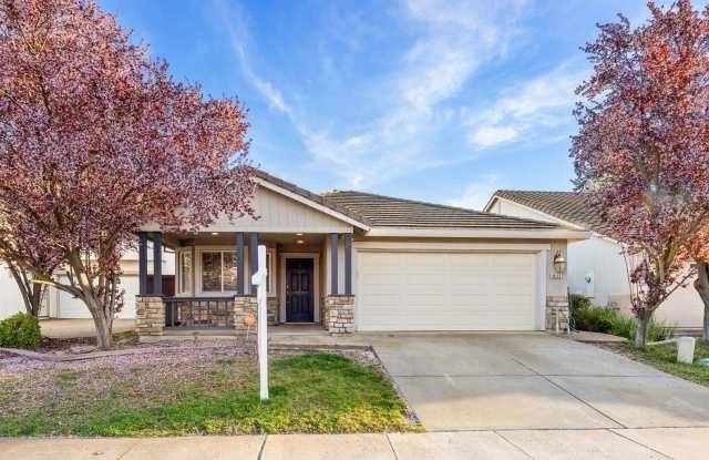 Bedroom 2 Bath Home in North Natomas Gallery 1