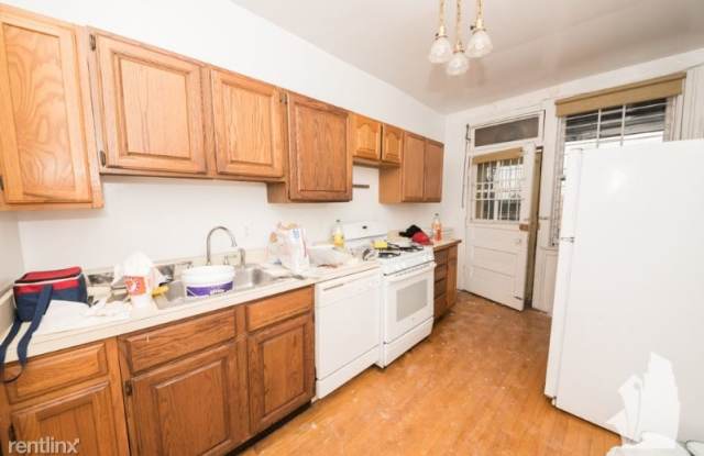 2735 W Logan Blvd 6 - 2735 West Logan Boulevard, Chicago, IL 60647