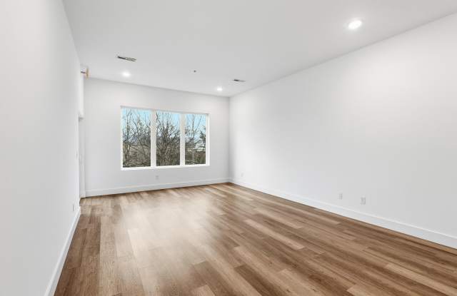 1445 Fagan Street Gallery 3
