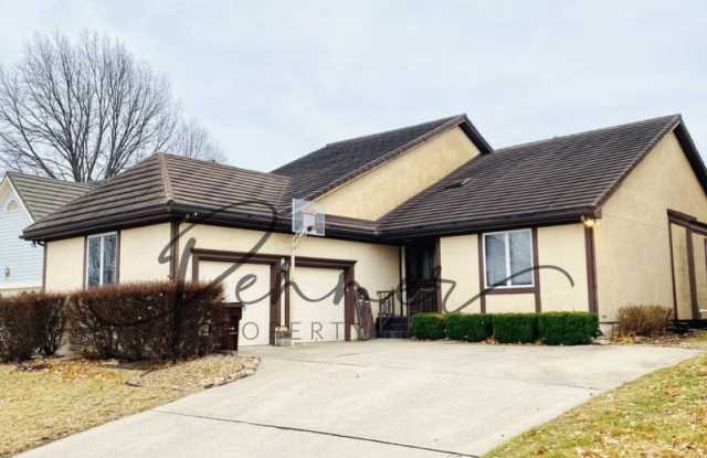 625 Saint Andrews Cir photos photos