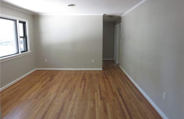 223 Stuttaford Drive Gallery 4