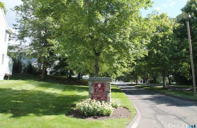 8005 Heartwood Lane Gallery 2