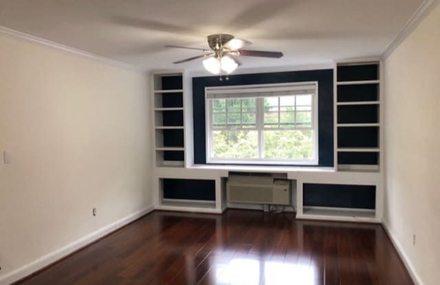 1722 West Abingdon Drive - 1722 West Abingdon Drive, Alexandria, VA 22314