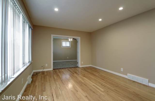 2601 S. Lowell BLVD. Gallery 3