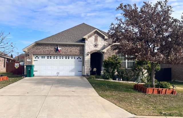 849 Olive Lane ... Call LONGHORN PROPERTIES at 254-526-0382 for more details. **ASK ABOUT OUR MOVE IN SPECIALS** - 849 Olive Lane, Harker Heights, TX 76548