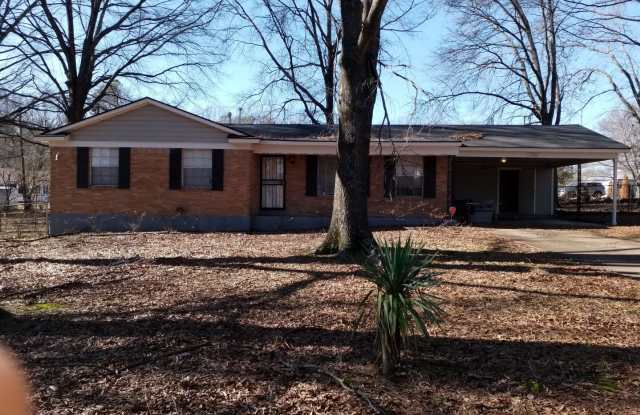 Welcome to 3743 Lakehurst Dr! photos photos Welcome to 3743 Lakehurst Dr! photos photos