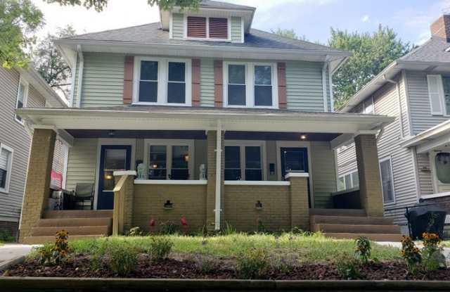 Historic Garfield Park Neighborhood Charmer! photos photos