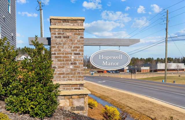 Beautiful 5 Bedroom Home for Rent - 454 Treadstone Dr, Dalton, Ga Gallery 3