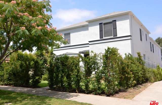 1231 South OGDEN Drive Gallery 2