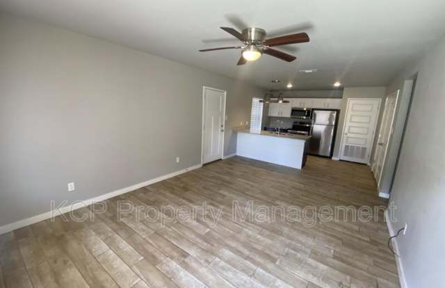 1811 Osage Street - B Gallery 2
