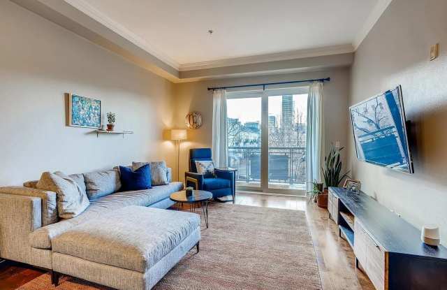 3BD, 2BA Uptown Condo with Two Parking Spots photos photos 3BD, 2BA Uptown Condo with Two Parking Spots photos photos