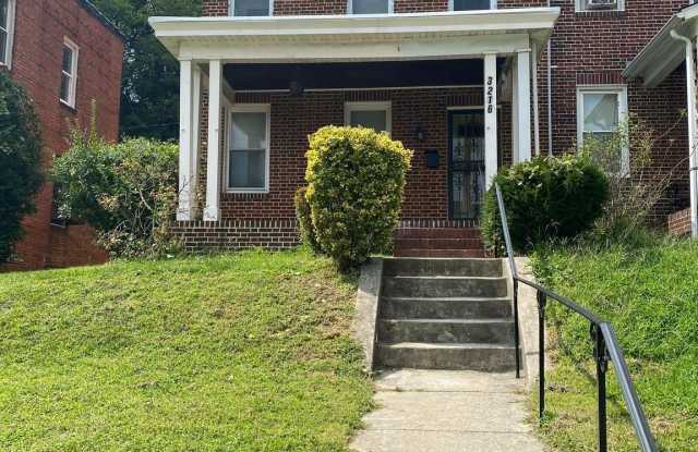 3216 BURLEITH AVENUE photos photos