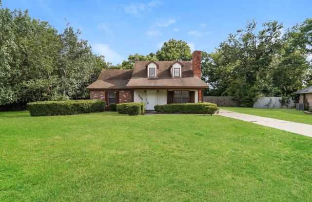 2228 South Sutherland Drive Gallery 1