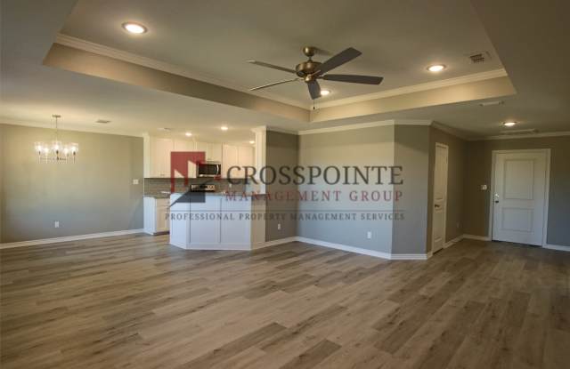 Beautiful 3 Bedroom 2 Bathroom Townhouse in South Tyler! Gallery 4