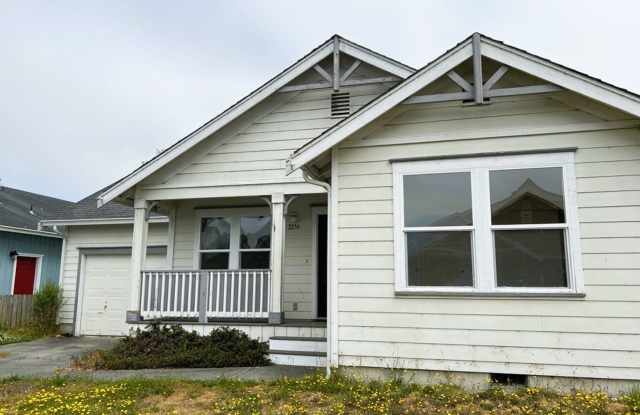 Spacious 3-bed 2-bath home with attached garage! photos photos