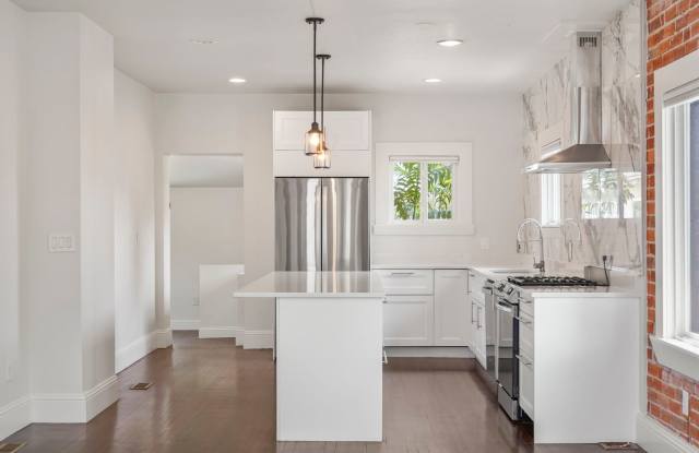 Updated 2-Bed + Office on Large Lot with 2-Car Garage Gallery 3