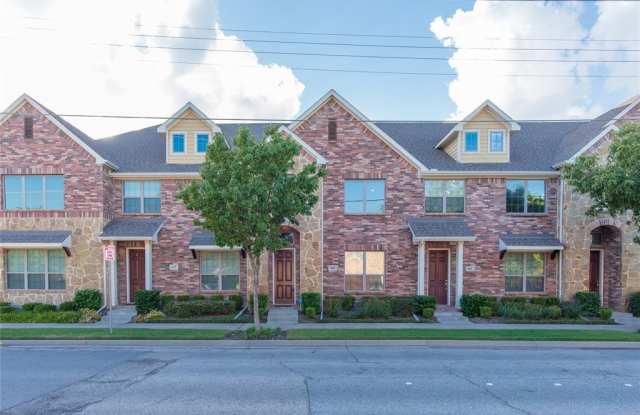 668 S Greenville Avenue - 668 South Greenville Avenue, Richardson, TX 75081