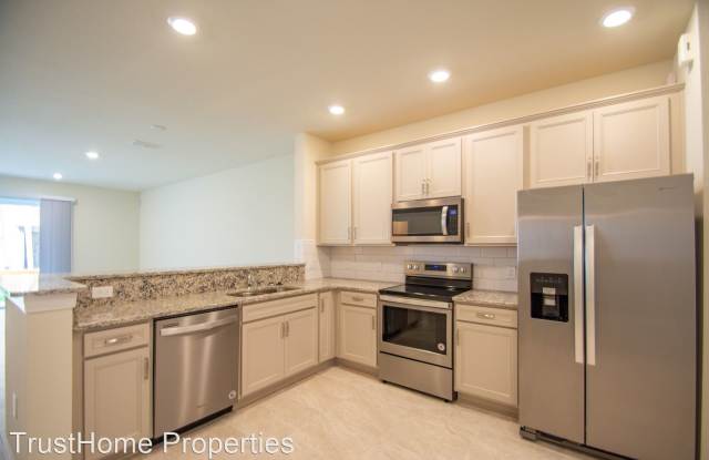 3912 Plainview Drive Gallery 3