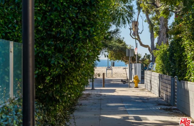 24 26TH Avenue - 24 26th Avenue, Los Angeles, CA 90291
