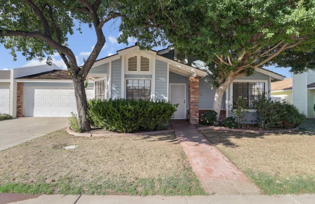 124 E HARTFORD Avenue - 124 East Hartford Avenue, Phoenix, AZ 85022