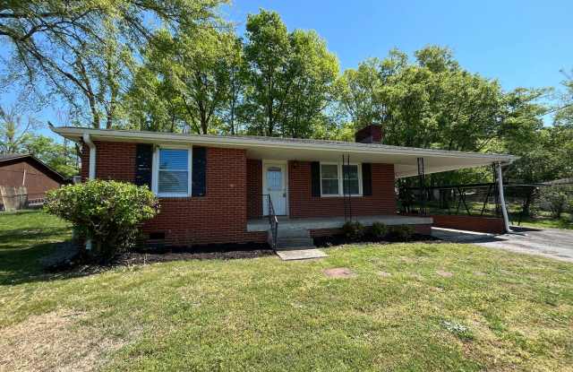 Great 3 Bedroom Home on Large Lot in Mount Juliet! photos photos