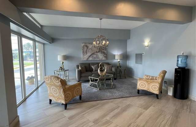 1200 Hibiscus Avenue Gallery 2