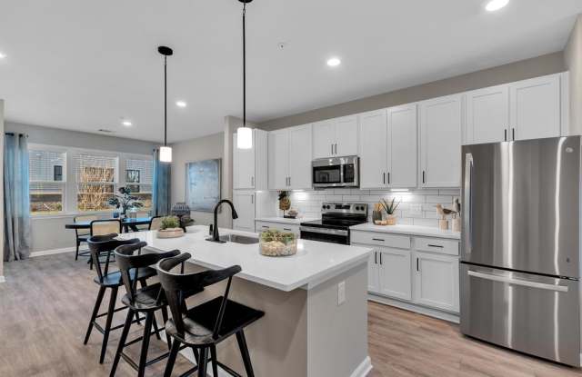 Townes at Blake Farm photos photos