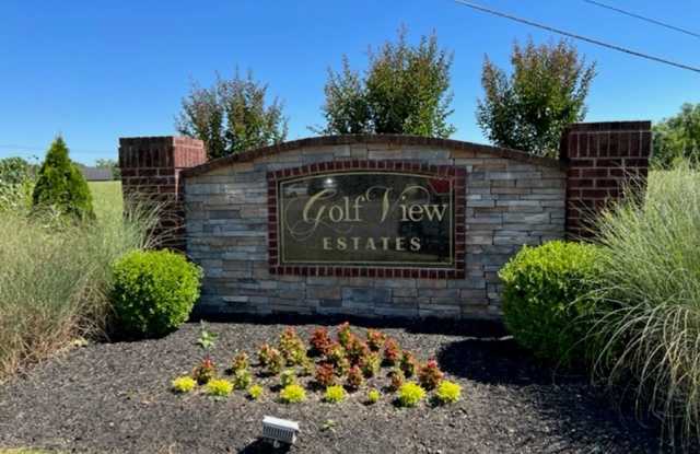 Wonderful 4 bedroom brick home in great Spring Hill location! Attached garage and deck! Gallery 3