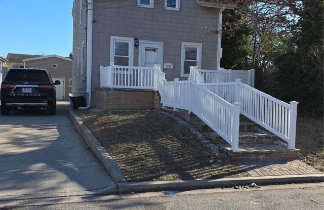 1075 Harrison Street photos photos