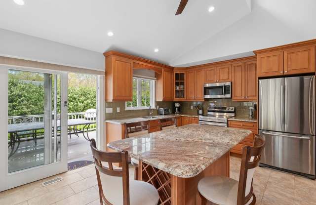 60 CEDAR DR Gallery 4