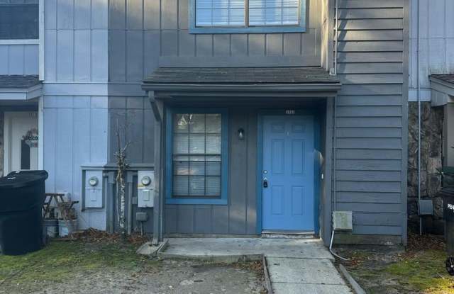 2 Bed Townhouse in Central Pensacola photos photos