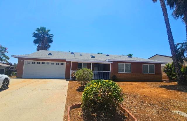 Single Story Senior Home - Newly Remodeled- Ready To Move In. photos photos