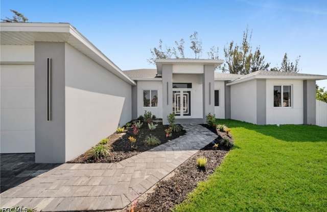 1107 NW 40th Place Gallery 3