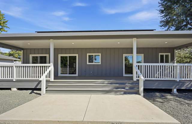 18287 Deer Hollow Road Gallery 2