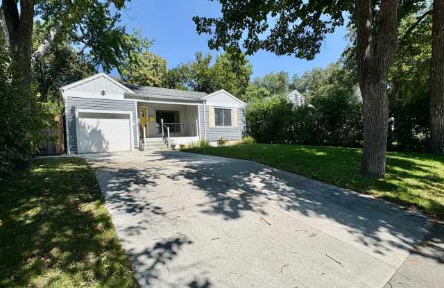 4 Bedroom 2 Bathroom house photos photos