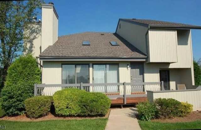 57 Sherborne St - 57 Sherborne Street, Franklin Park, NJ 08873